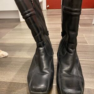 Black Leather Women's Boots